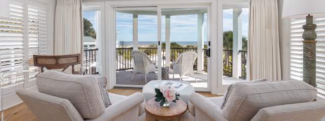 Beachfront vacation rentals can be found on St. Simons Island, GA through Lilmar Properties.
