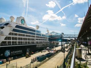 Cruise Ship