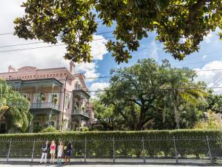 Guide to the Garden District