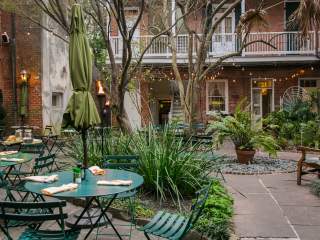 New Orleans’ Best Places to Dine Outdoors