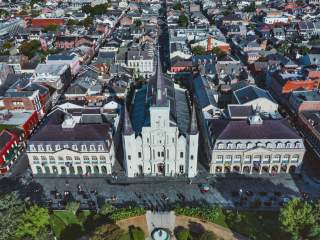 New Orleans for First-Time Visitors: WWII Museum, Beignets, & More