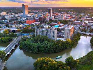 Accessibility in Fort Wayne for Visitors With Hearing Impairments
