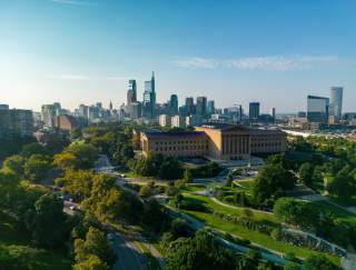 Skyline of the city of Philadelphia with the Philadelphia Art Museum in the foreground