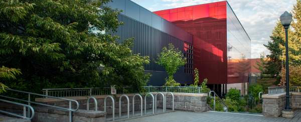 Exterior view of the Jordan Schnitzer Museum of Art
