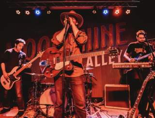 Live Music Fridays at Moonshine Alley