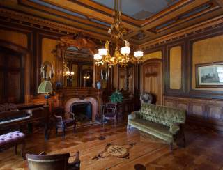 Governor Henry Lippitt House Museum