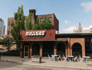 Rollers Sports Bar & Grill