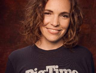 Beth Stelling