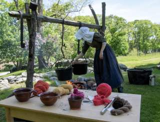 Textile Colors of the American Revolution