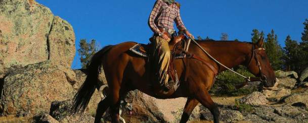 Jessie Allen riding horse