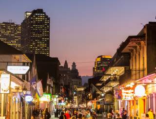 Bourbon Street, nightlife