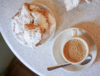 Beignets at Cafe du Monde