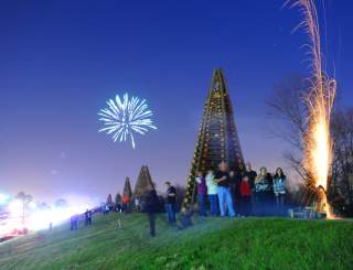 Christmas Eve Bonfires on the Levee
