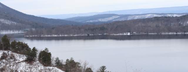 Winter view at Raystown Lake