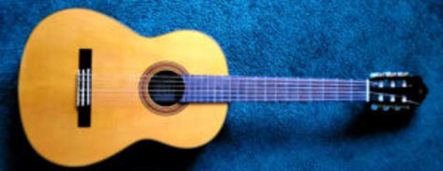 Beginner Guitar Class at the Huntingdon County Arts Center