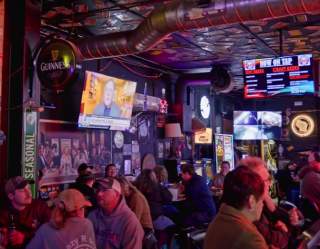 Petes Garage Bar in Oshkosh