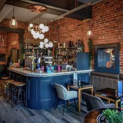 Pebbles Bar and Taverna