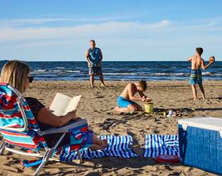 Family - Bringing the kids along