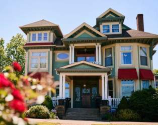 Maison Tait House