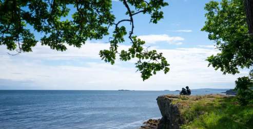 Neck-Point-Park-Beach-Tyler-Cave