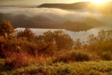 Autumn Adventures: Must-Do Fall Experiences in the Raystown Lake Region