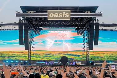 A 24-Hour Guide to Manchester for Oasis Fans