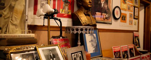 Houdini Museum & Magic Show in Scranton, PA