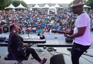 Brewing Locally Image