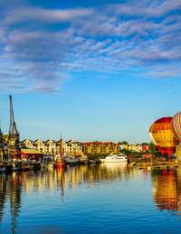Hot air balloons on Bristol Harbourside - credit Beth Whelan