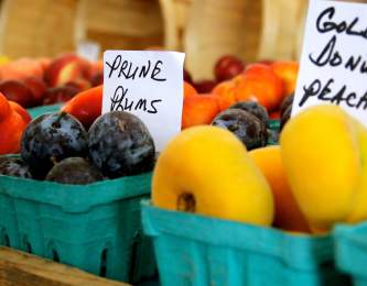 farmers market fruit