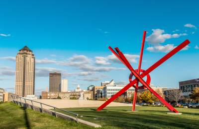 Catch Des Moines - John and Mary Pappajohn Sculpture Park