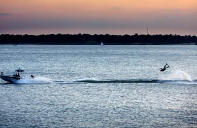 Lake Grapevine Skiing