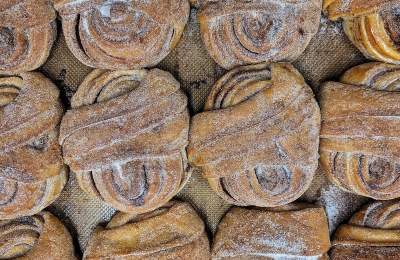 Cinnamon Buns at Gwyn's Bakery