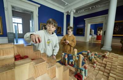 Children playing at Compton Verney