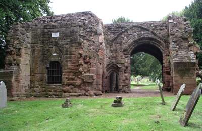An ancient gatehouse in Kenilworth, Warwickshire