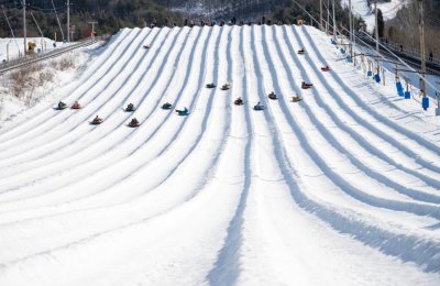 Pocono Snow Activities Skiing Snowmobiling Snow Tubing