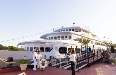 Yacht StarShip