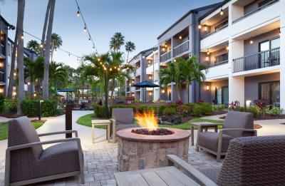 Outdoor Firepit at the Courtyard St. Petersburg Clearwater