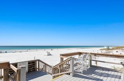 SunDestin Beach Resort by Scenic Stays