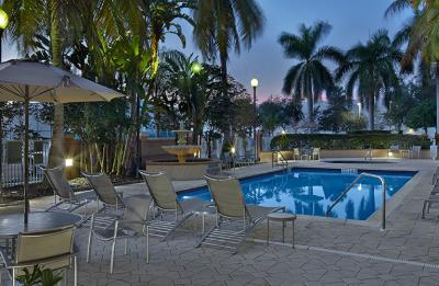 Fairfield Inn and Suites, Boca Raton Outdoor Pool