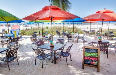 Cabañas Beach Bar & Grille