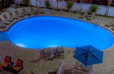 Best Western Plus Siesta Key Gateway Outdoor Pool