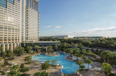 Hotel Exterior & Grotto Pool