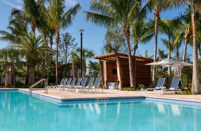The Gates Hotel Pool and Cabana