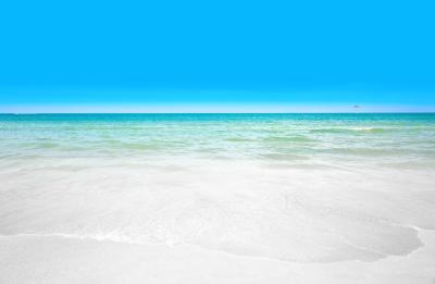 Locations by World Famous Beaches, Golf Courses, and Sponge Docks