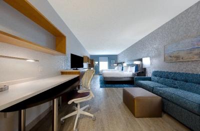 Double queen studio suite with kitchenette