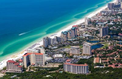 TOPS'L located in Miramar Beach, FL