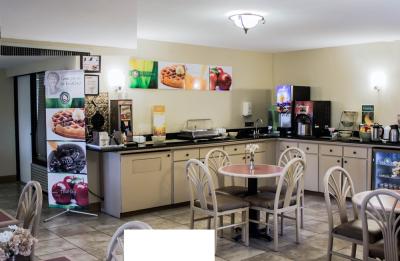 Enjoy the full hot continental breakfast buffet each morning