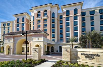 Homewood Suites by Hilton Orlando at FLAMINGO CROSSINGS® Town Center