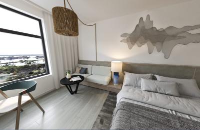 King Guestroom